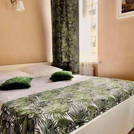 Backpack Apart Rooms Varsovia Exterior foto